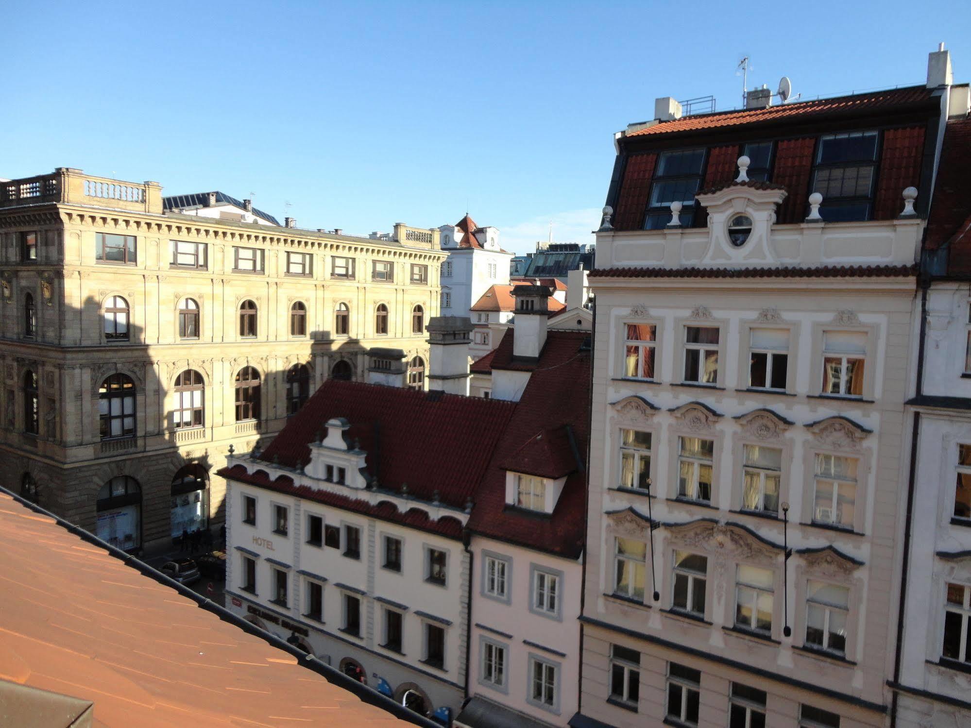 Pension Tara Praag Buitenkant foto