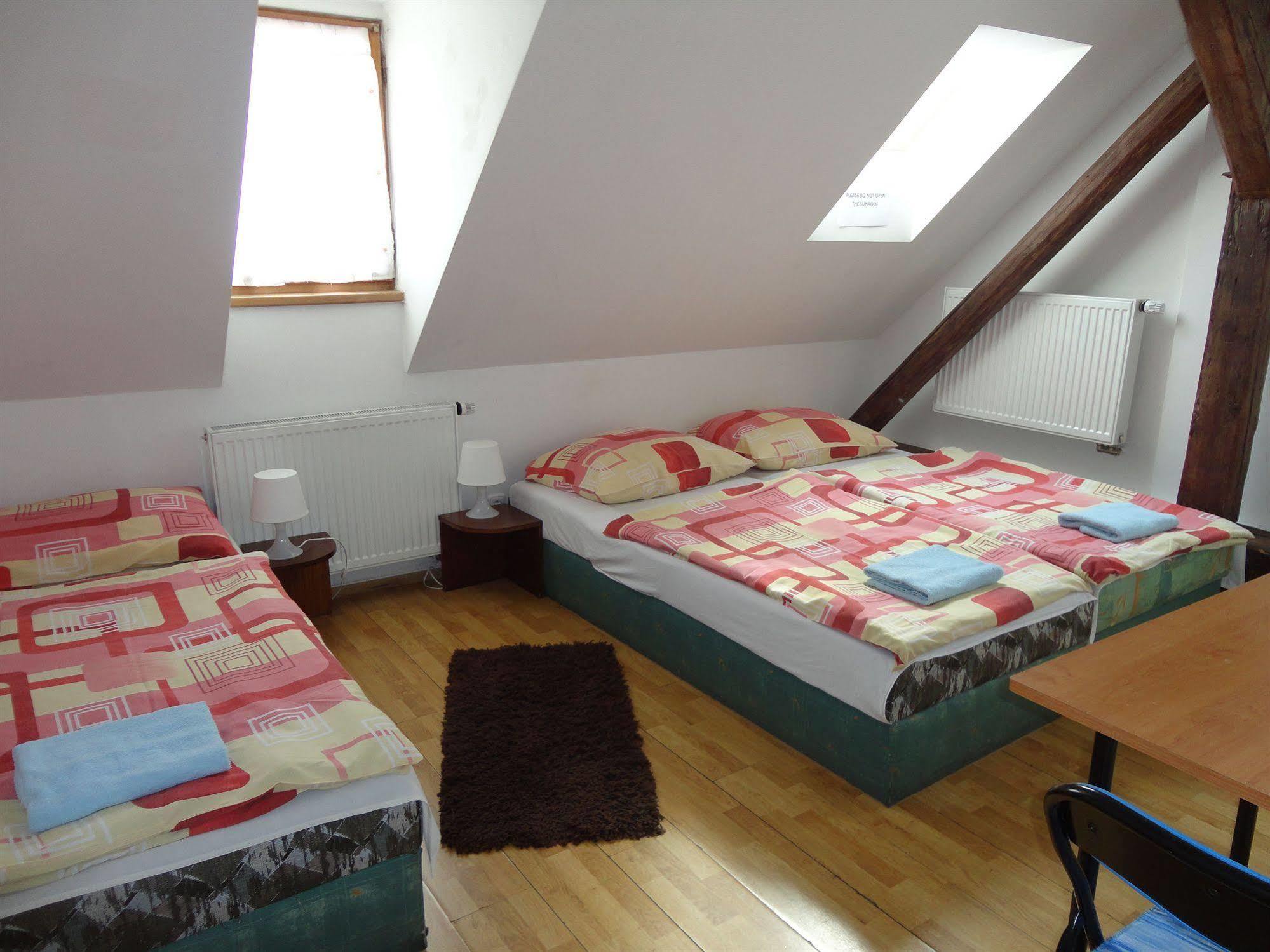 Pension Tara Praag Buitenkant foto